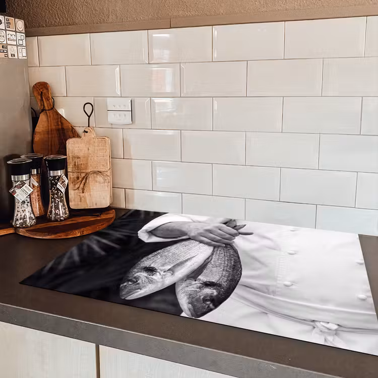 Vissen - Chef - Zwart - Wit Inductie beschermer vinyl 3mm klein -sfeer3