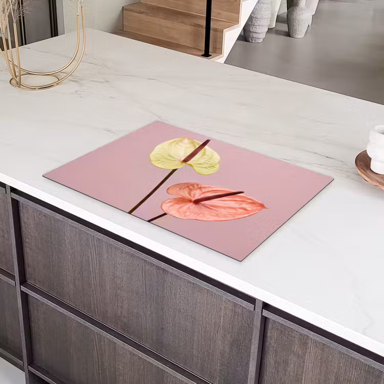 Bloemen - Anthuriums - Geel - Roze Inductie beschermer vinyl 3mm klein -sfeer8