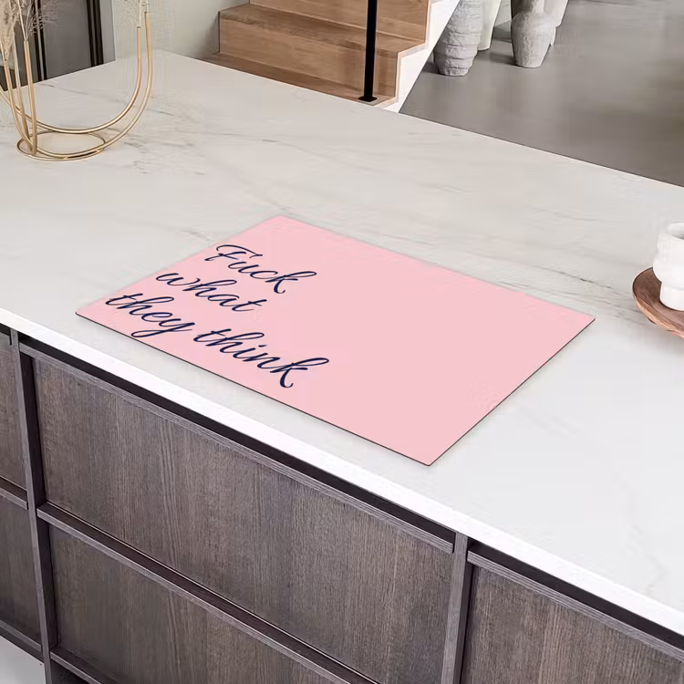Fuck what they think - Roze - Minimalistisch Inductie beschermer vinyl 3mm klein -sfeer8