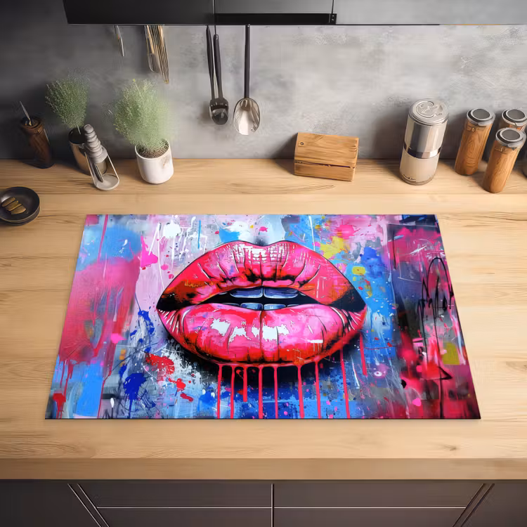 Graffiti - Lippen - Felroze - Geschilderd Inductie beschermer vinyl 3mm klein -sfeer5