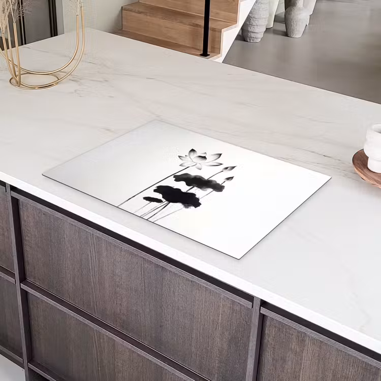 Bladeren - Zwart - Lotusbloem - Minimalitisch Inductie beschermer vinyl 3mm klein -sfeer8