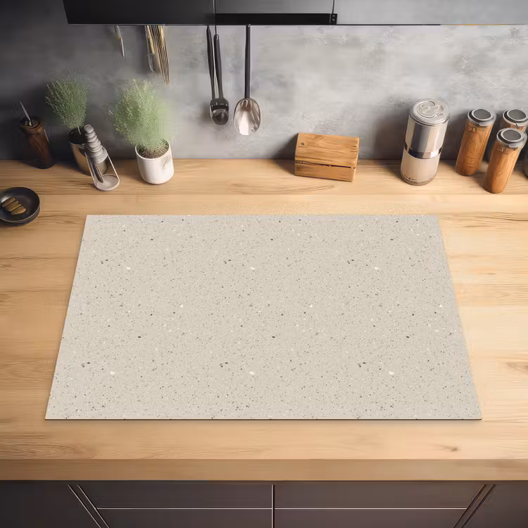 Lichtbeige - Terrazzo - Grijs Inductie beschermer vinyl 3mm klein 276 -sfeer5