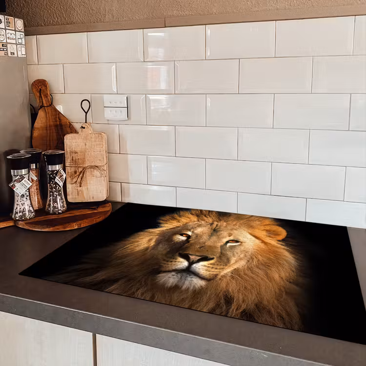 Leeuw - Dieren - Zwart - Licht - Bruin - Portret Inductie beschermer vinyl 3mm klein -sfeer3