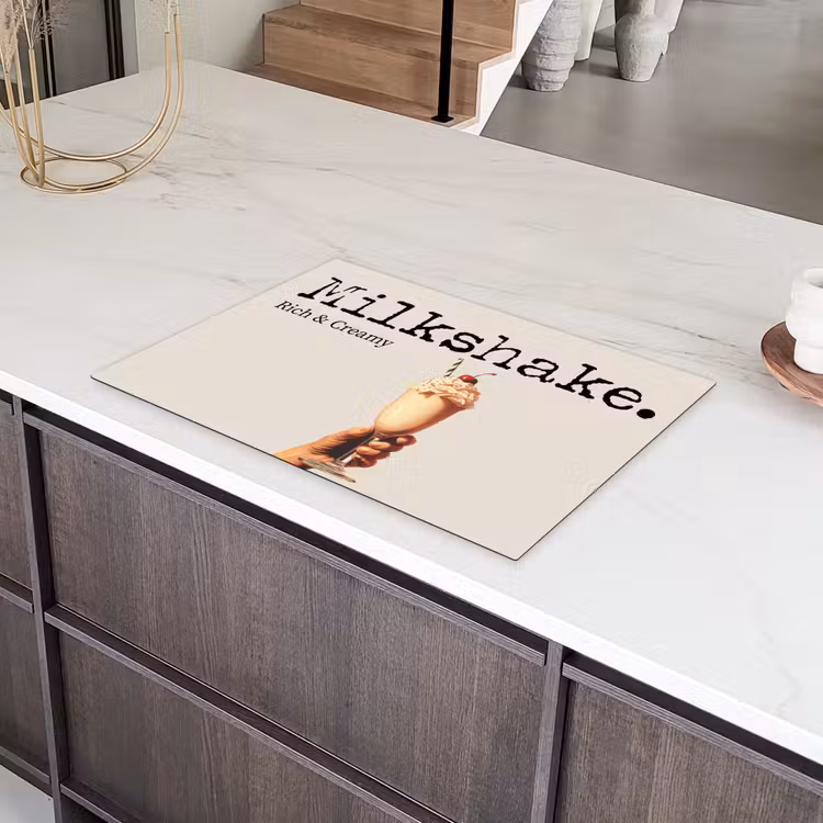 Milkshake - Kers - Rietje Inductie beschermer vinyl 3mm klein -sfeer8