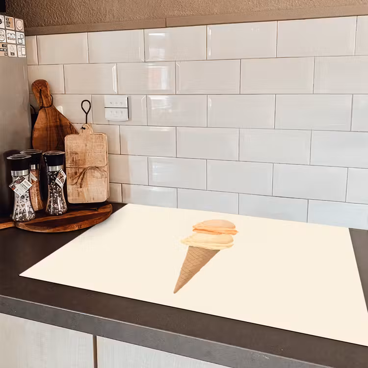 Minimalistisch - Schepijs - Hoorntje - Beige Inductie beschermer vinyl 3mm klein -sfeer3