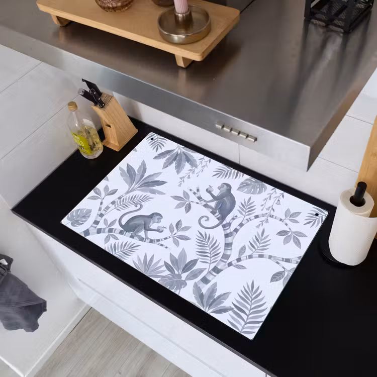 Aap - Boom - Bladeren - Jungle - Illustratie Inductie beschemer met haakjes klein -sfeer1