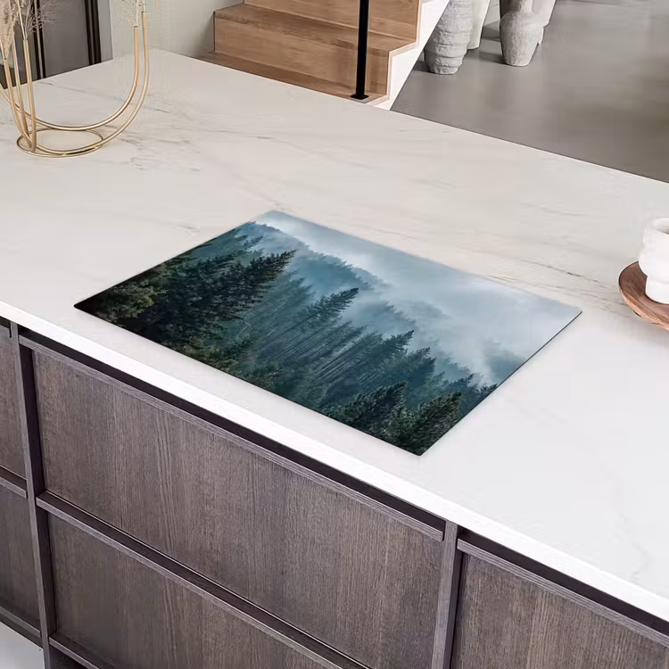 Naaldwoud - Bergen - Mist Inductie beschermer vinyl 3mm klein -sfeer8