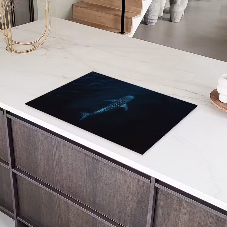 Oceaan - Walvishaai - Donkerblauw - Vlekken Inductie beschermer vinyl 3mm klein -sfeer8