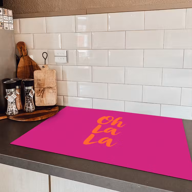 Oh la la - Roze - Oranje - Minimalistisch Inductie beschermer vinyl 3mm klein -sfeer3