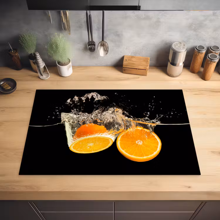 Sinaasappel - Stilleven - Water - Zwart - Fruit Inductie beschermer vinyl 3mm klein -sfeer5