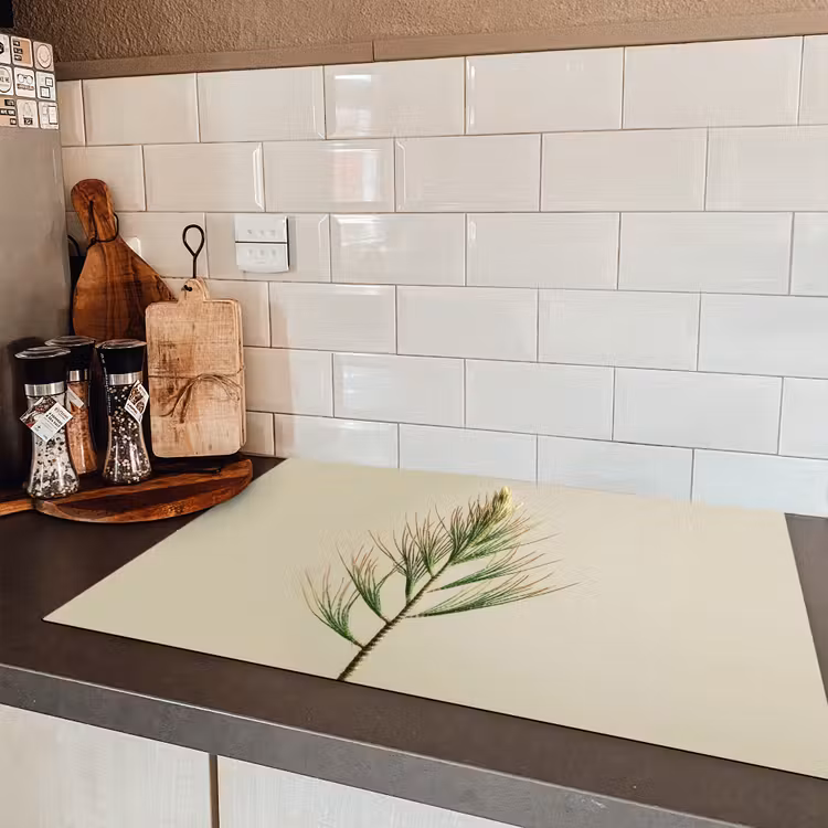 Dennentak - Naaldvormige bladeren - Lichtgroen Inductie beschermer vinyl 3mm klein -sfeer3