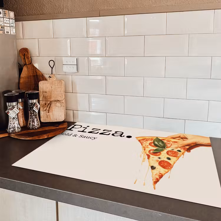 Pizza - Kaas - Pepperoni Inductie beschermer vinyl 3mm klein -sfeer3