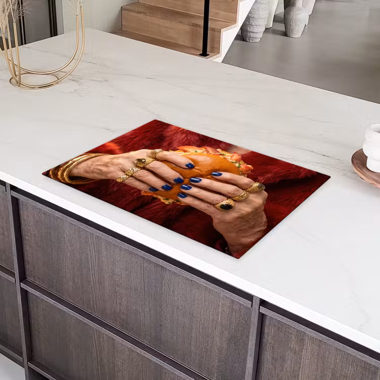 Broodje - Bontjas - Goud Inductie beschermer vinyl 3mm klein -sfeer8