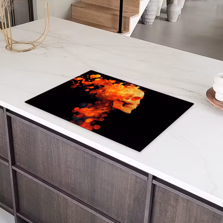 Schedel - Oranje - Zijaanzicht - Vlammen Inductie beschermer vinyl 3mm klein -sfeer8