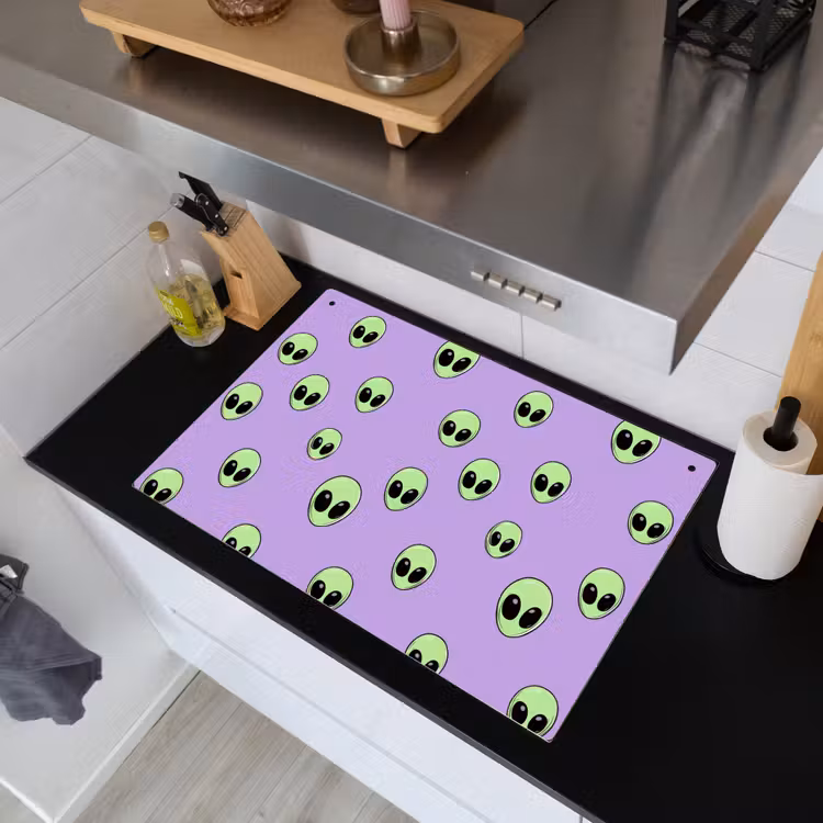 Alien - Retro - Lila Inductie beschemer met haakjes klein 777 -sfeer1