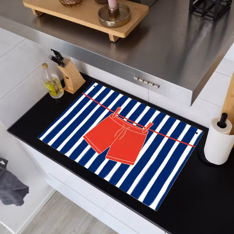 Shorts - Waslijn - Zomer - Illustratie - Rood Inductie beschemer met haakjes klein -sfeer1