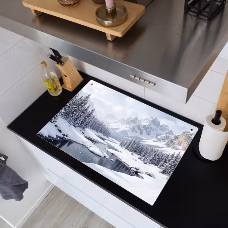Sneeuwlandschap - Bergen - Rivier - Winter Inductie beschemer met haakjes klein -sfeer1