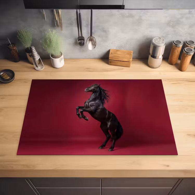 Hengst - Steigert - Rood Inductie beschermer vinyl 3mm klein -sfeer5