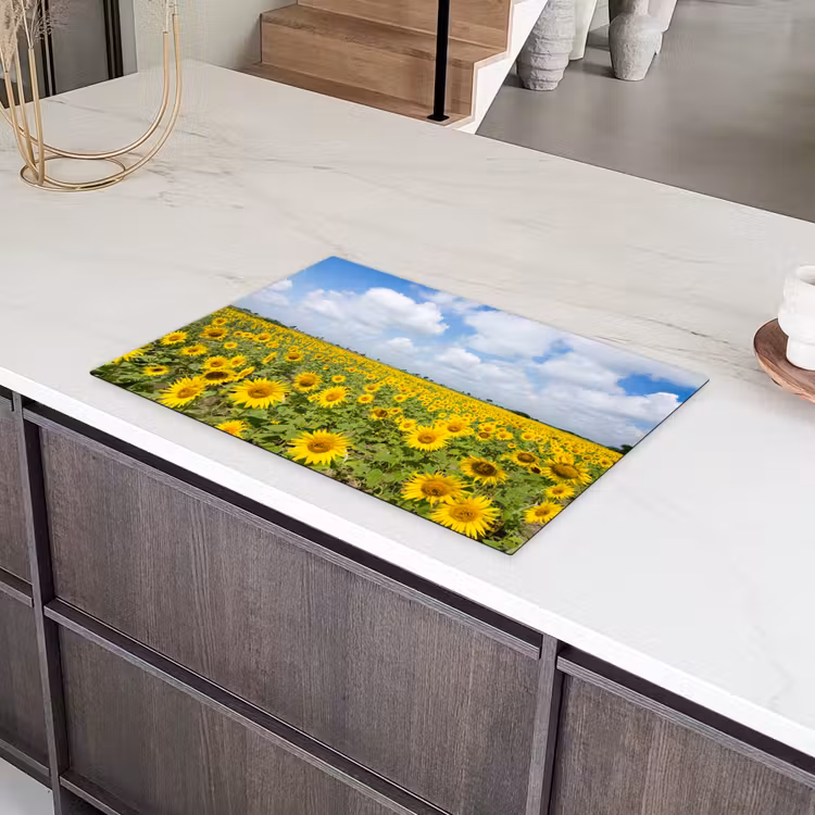 Zonnebloemen - Bloemen - Wolken - Natuur - Geel - Landschap Inductie beschermer vinyl 3mm klein -sfeer8