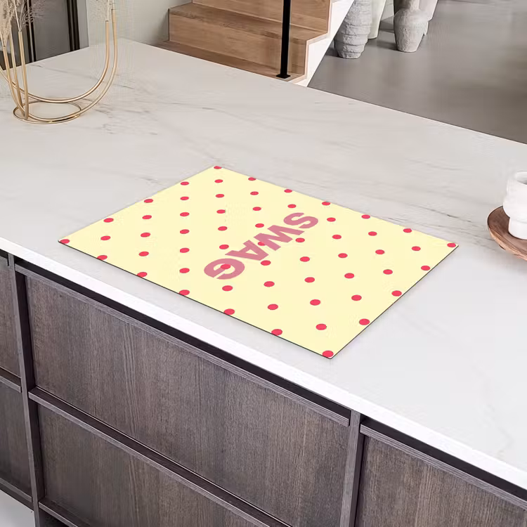 Swag - Roze - Stippen - Geel Inductie beschermer vinyl 3mm klein -sfeer8