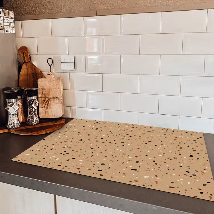 Terrazzo - Patroon - Beige Inductie beschermer vinyl 3mm klein 276 -sfeer3