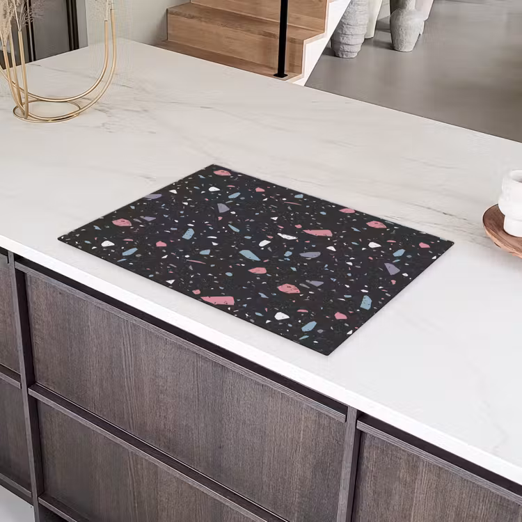 Terrazzo - Patroon - Zwart - Zacht Inductie beschermer vinyl 3mm klein 276 -sfeer8