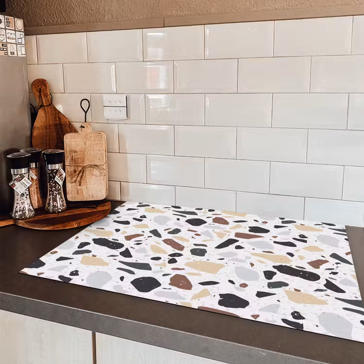 Terrazzo - Patroon - Kleurrijk - Klei Inductie beschermer vinyl 3mm klein 276 -sfeer3