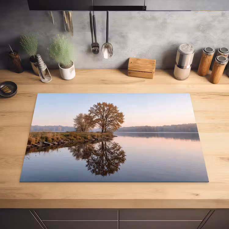Bomen - Reflectie - Water - Zonsopgang - Serene Inductie beschermer vinyl 3mm klein -sfeer5