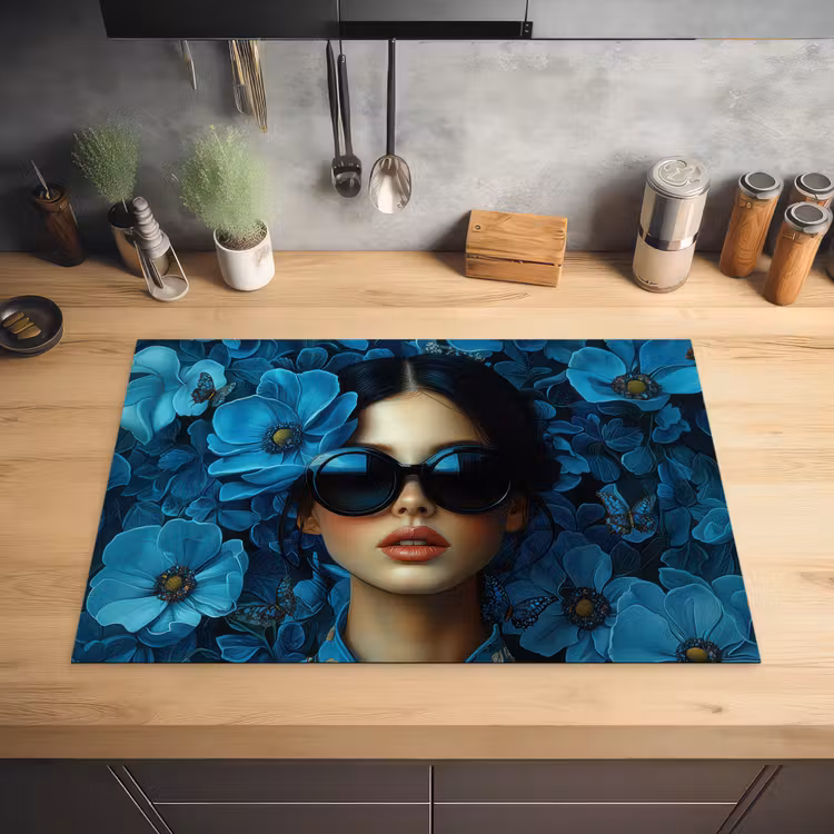 Vrouw - Bloemen - Blauw - Aesthetic - Luxe Inductie beschermer vinyl 3mm klein -sfeer5
