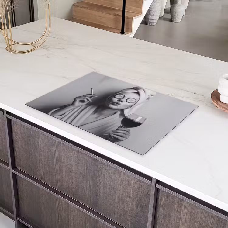 Vrouw - Masker - Wijn - Sigaret Inductie beschermer vinyl 3mm klein -sfeer8