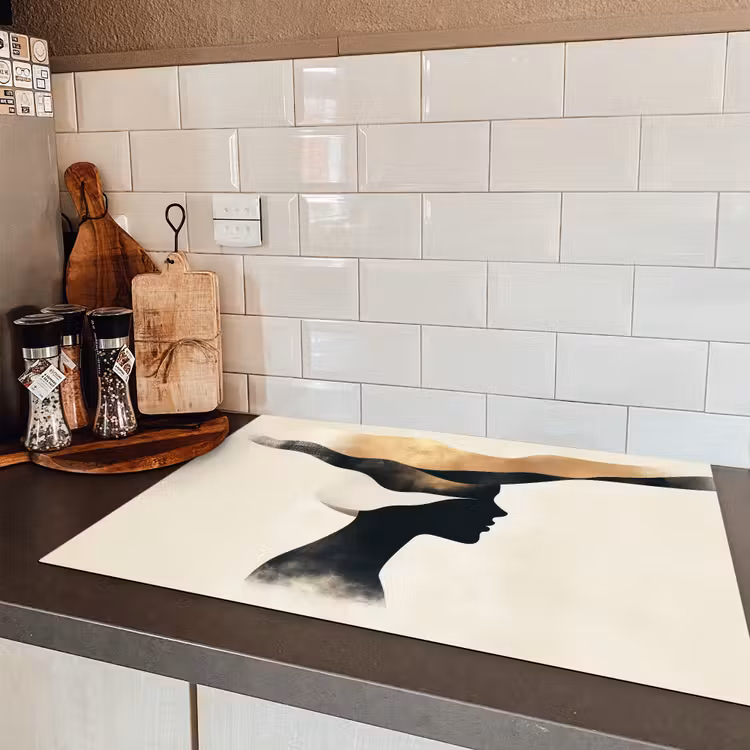 Vrouw - Golven - Zwart Inductie beschermer vinyl 3mm klein -sfeer3