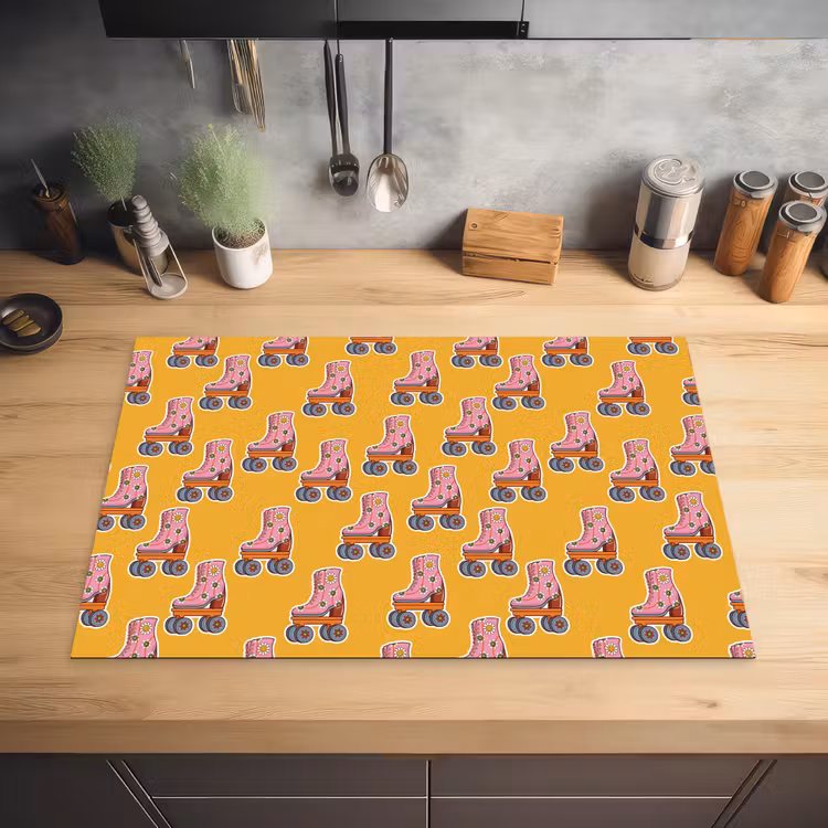 Retro - Disco - Rolschaatsen - Geel - Roze Inductie beschermer vinyl 3mm klein 276 -sfeer5