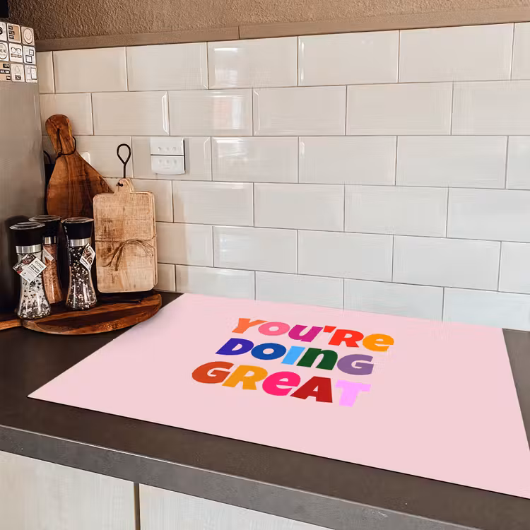 You're doing great - Roze - Kleurrijk Inductie beschermer vinyl 3mm klein -sfeer3