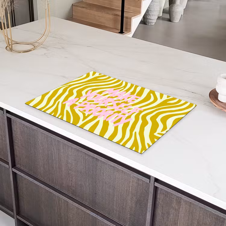 Zebraprint - Priority - Roze Inductie beschermer vinyl 3mm klein -sfeer8