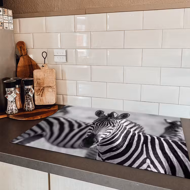 Zebra's - Zwart - Wit Inductie beschermer vinyl 3mm klein -sfeer3