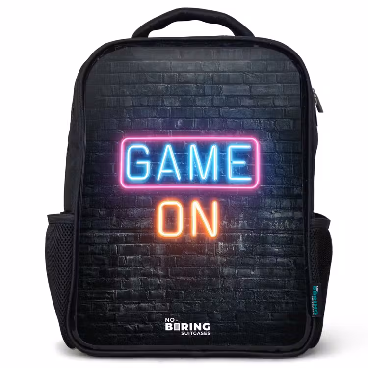 Game - Letters - Neon Rugzak - Zwart middel -3d