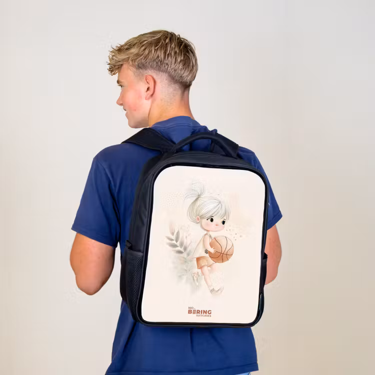 Meisje met een basketbal in neutrale kleuren. Rugzak - Zwart middel -sfeer8