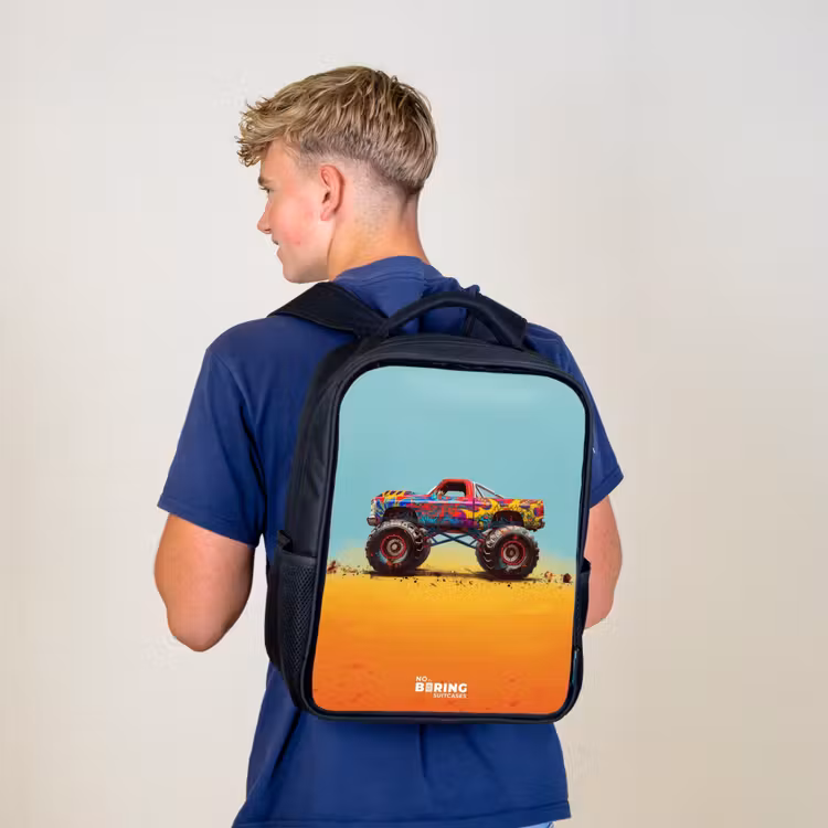 Monstertruck met Graffiti Print in het Zand Rugzak - Zwart middel -sfeer8