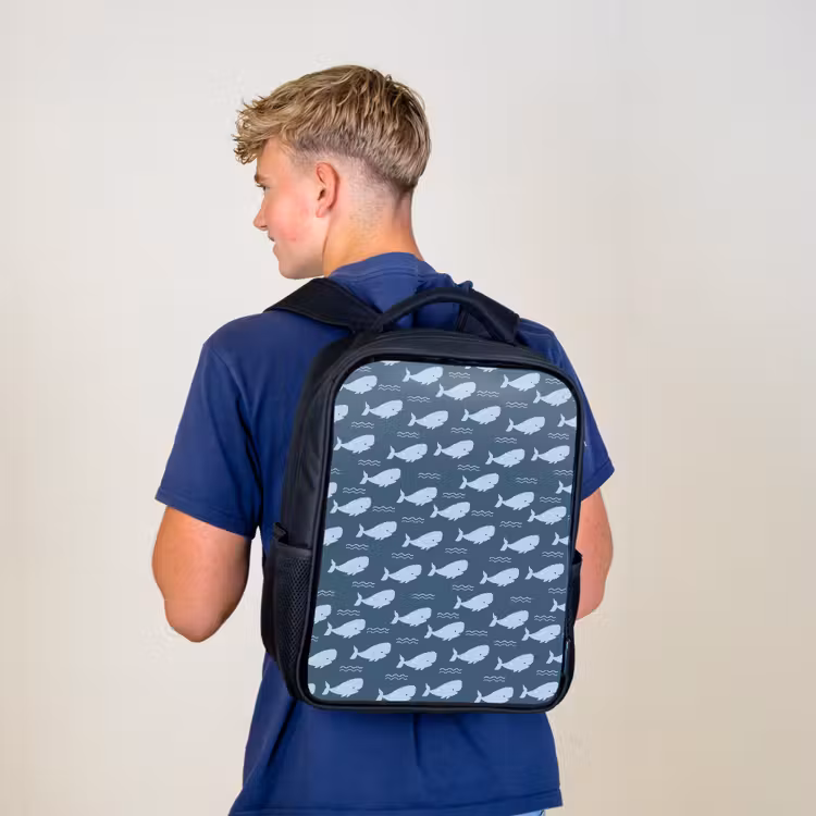 Klein - Oceaan - Golven - Blauw Rugzak - Zwart middel 861 -sfeer8