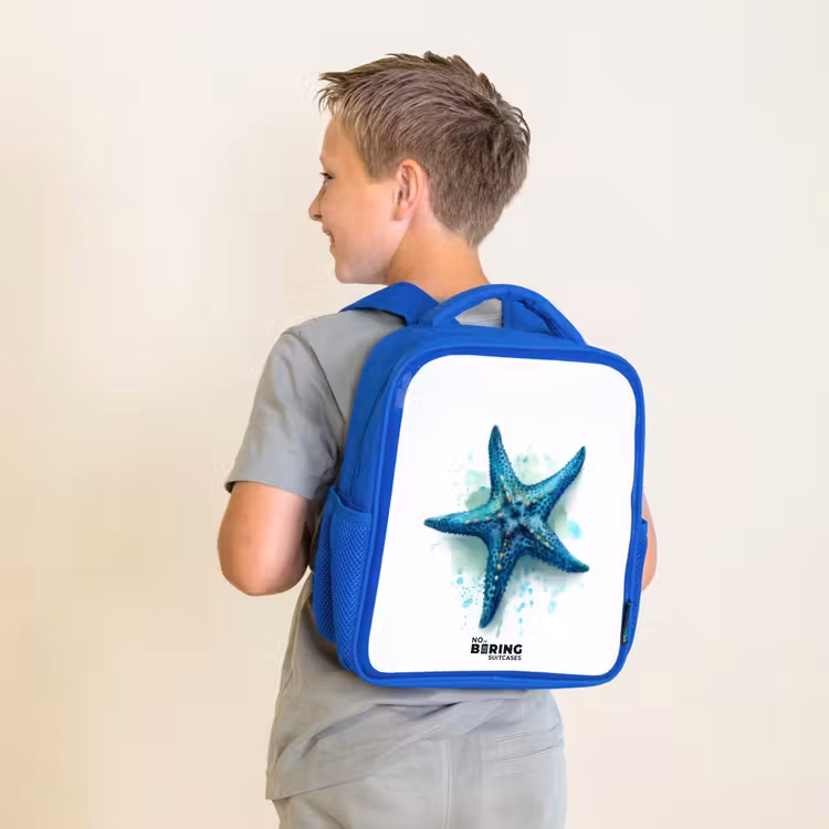 Blauwe Zeester op Witte Achtergrond Kinderrugzak - Blauw middel -sfeer2