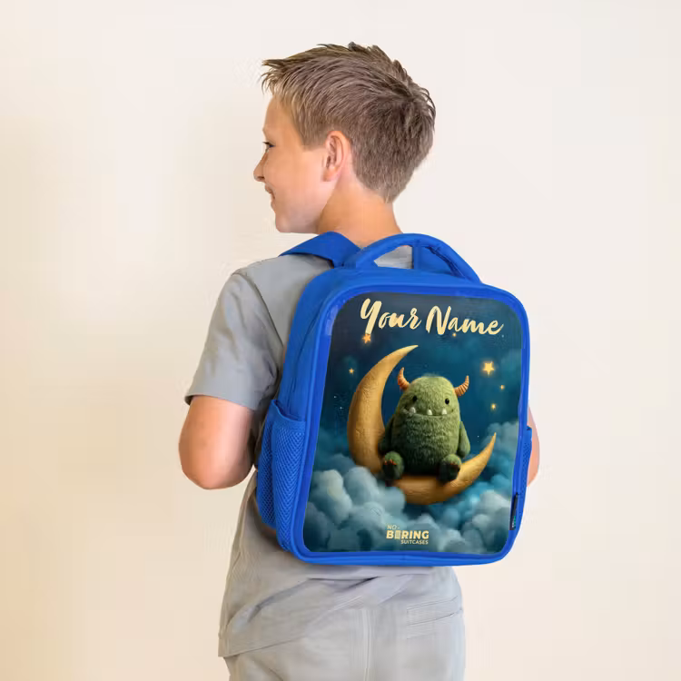 Groen monster op maansikkel Kinderrugzak - Blauw middel -sfeer2