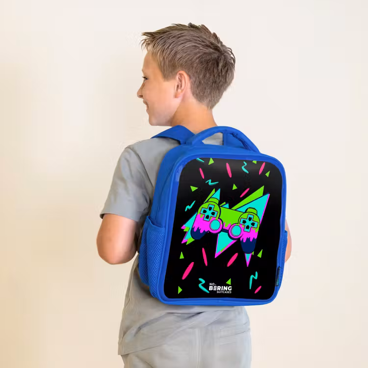 Neon controller op zwart Kinderrugzak - Blauw middel -sfeer2