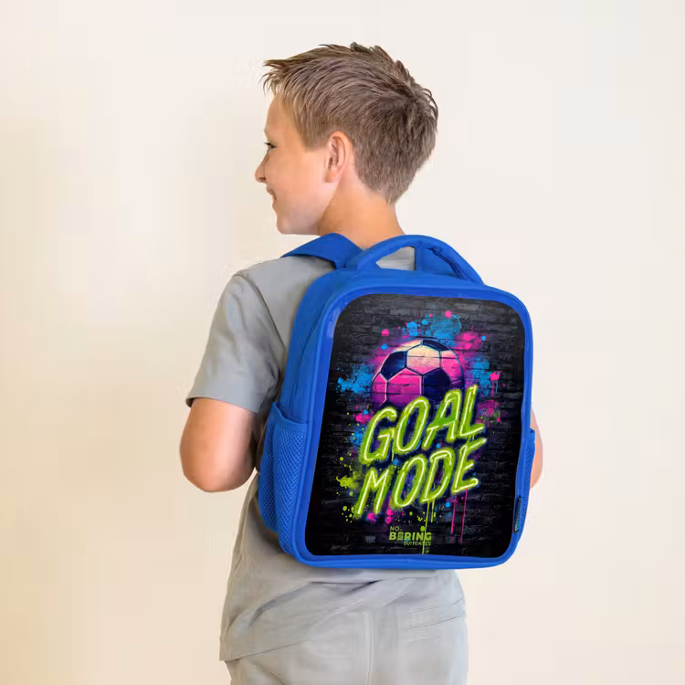 Neon - Graffiti - Voetbal - Kleurrijk Kinderrugzak - Blauw middel -sfeer2