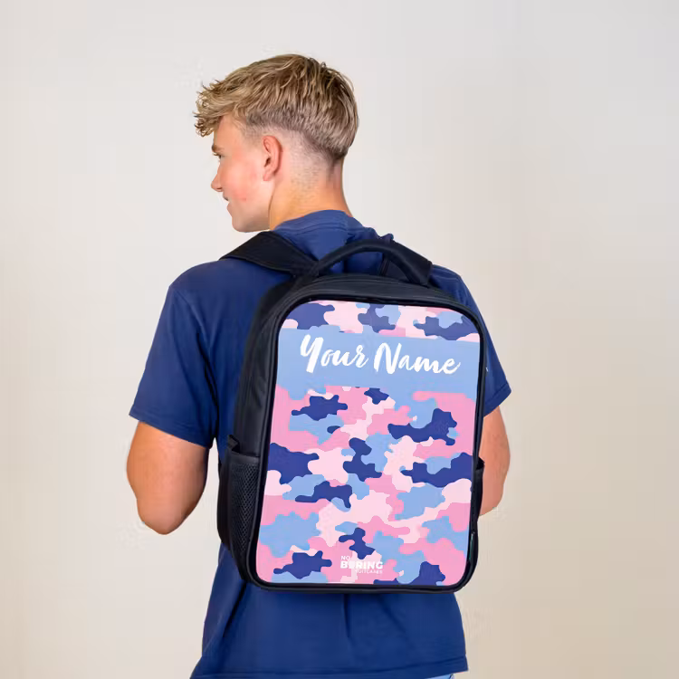 Camouflage - Roze - Blauw Rugzak - Zwart middel -sfeer8