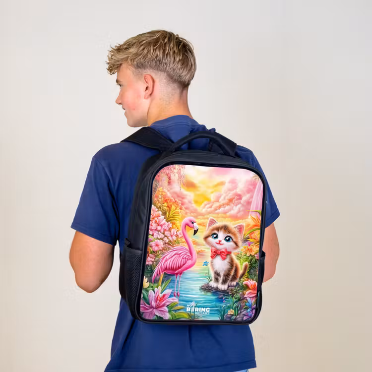 Kitten met flamingo in tropisch bloemenparadijs Rugzak - Zwart middel -sfeer8