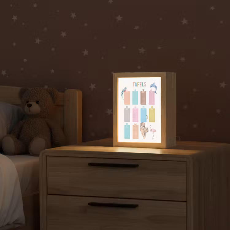 Tafels van vermenigvuldiging - Leren rekenen voor kinderen - Getallen oefenen - Dieren Light Box met kabel klein -sfeer1_kind