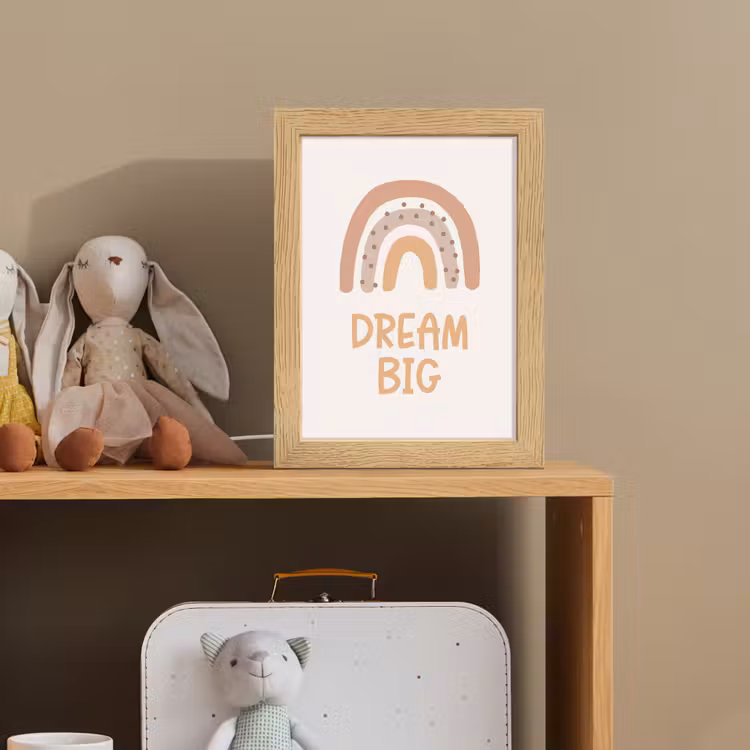 Regenboog - Quote - Dream Big - Pastel kleuren Light Box met kabel klein -sfeer2_kind