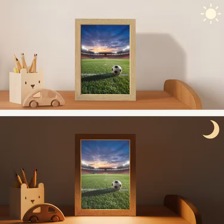 Voetbal - Stadion - Sport - Groen Light Box met kabel (Kinderlampje) klein -sfeer3_kind