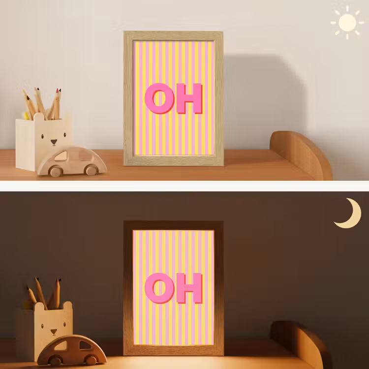 Tekst - Strepen - Roze Light Box met kabel (Kinderlampje) klein -sfeer3_kind