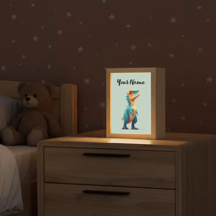 Cartoon - Dino - Oranje - Stekels Light Box met kabel (Kinderlampje) klein -sfeer1_kind